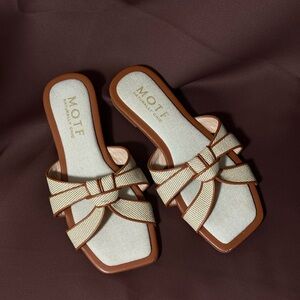 MOTF Women's Elegant Cream and Tan Sandals